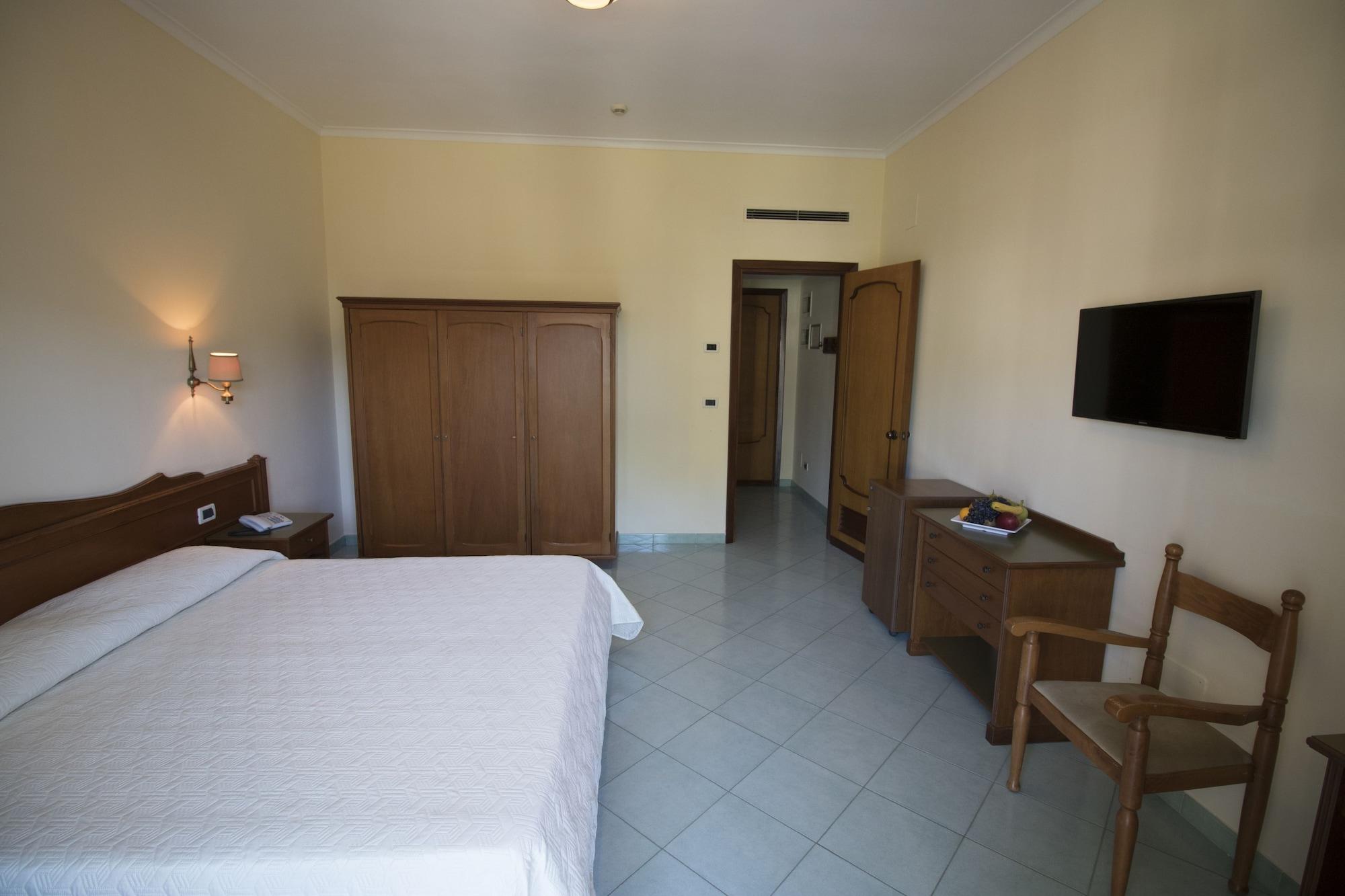 Hotel Terme Alexander Ischia Exteriör bild