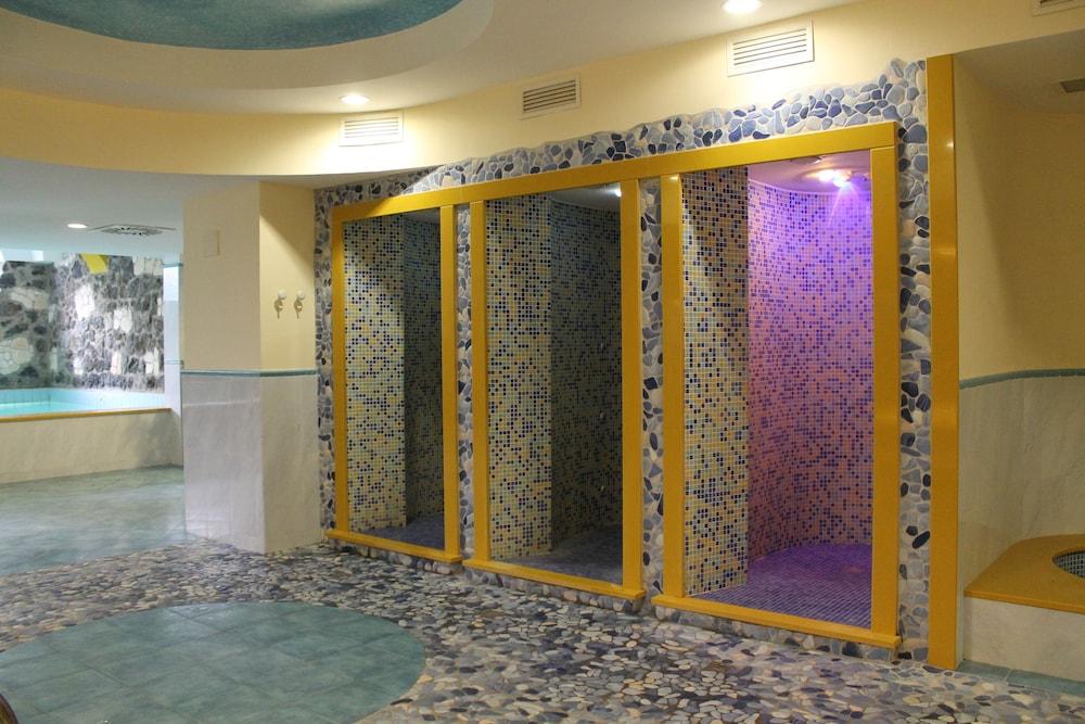Hotel Terme Alexander Ischia Exteriör bild