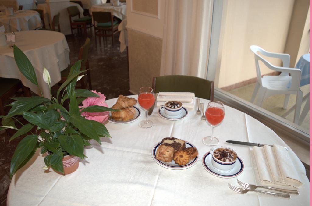 Hotel Terme Alexander Ischia Exteriör bild
