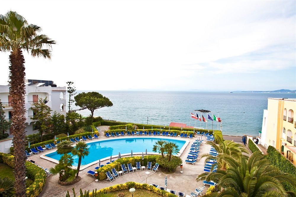 Hotel Terme Alexander Ischia Exteriör bild